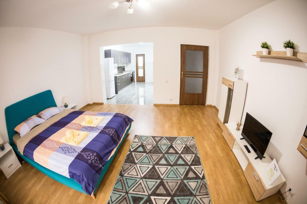 Travel Homzzz Apartments Targu Mures Exterior foto