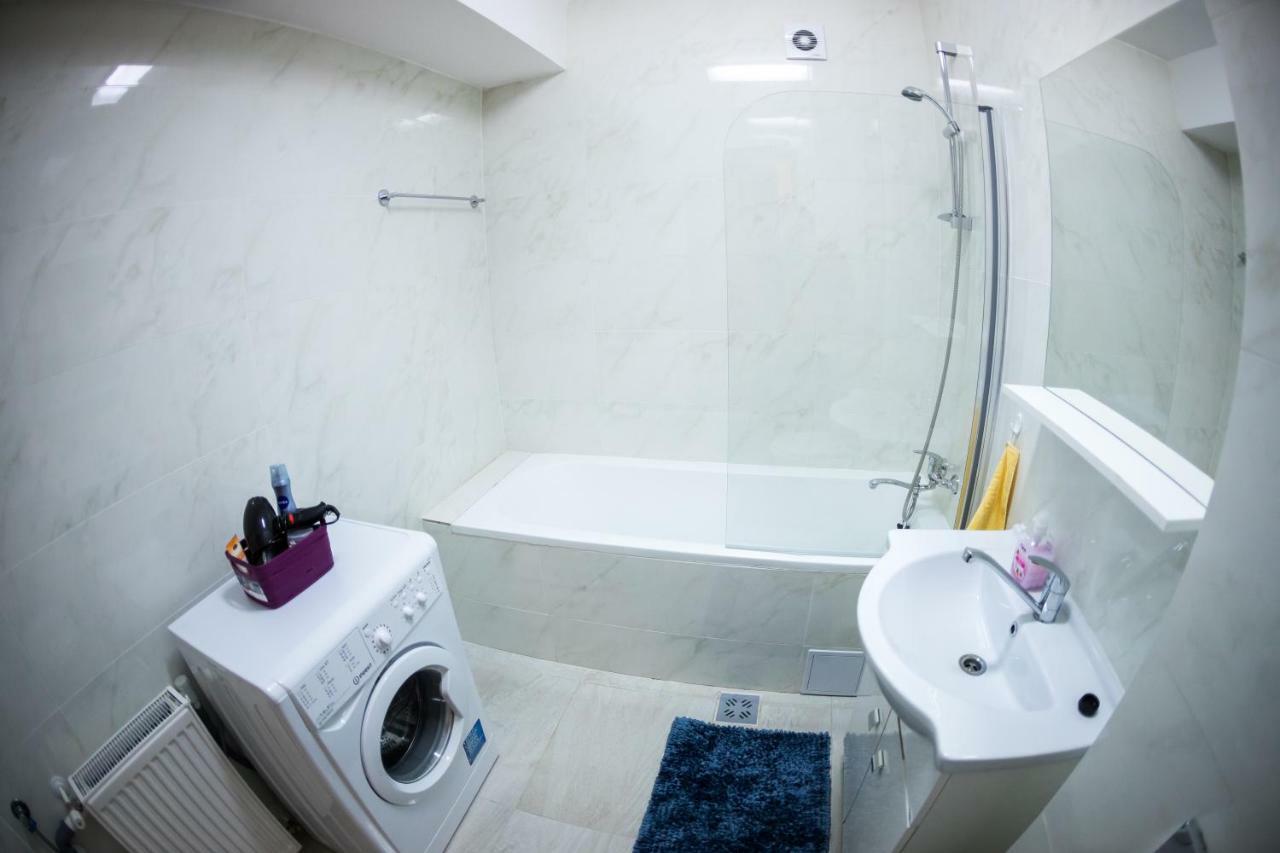 Travel Homzzz Apartments Targu Mures Exterior foto